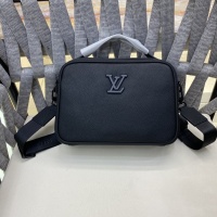 Louis Vuitton AAA Man Messenger Bags #1253312