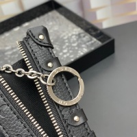 Cheap Louis Vuitton LV Bag Buckle #1253852 Replica Wholesale [$48.00 USD] [ITEM#1253852] on Replica Louis Vuitton LV Key Holder And Bag Buckle