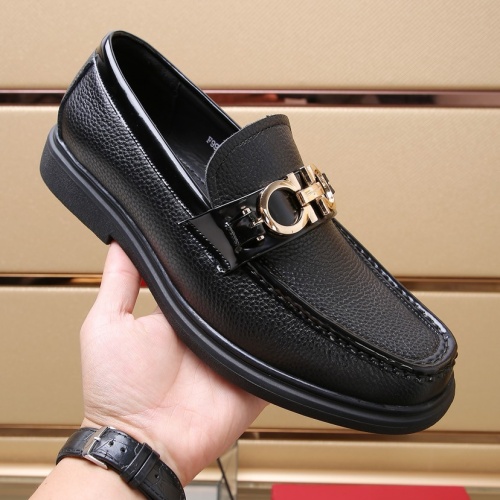 Cheap Salvatore Ferragamo Leather Shoes For Men #1257536 Replica Wholesale [$98.00 USD] [ITEM#1257536] on Replica Salvatore Ferragamo Leather Shoes