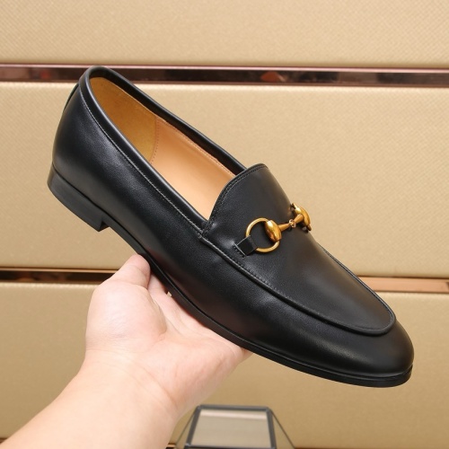 Cheap Gucci Oxfords Shoes For Men #1257540 Replica Wholesale [$98.00 USD] [ITEM#1257540] on Replica Gucci Oxfords Shoes