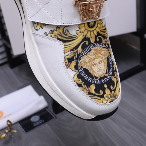 Cheap Versace Casual Shoes For Men #1257658 Replica Wholesale [$76.00 USD] [ITEM#1257658] on Replica Versace Casual Shoes