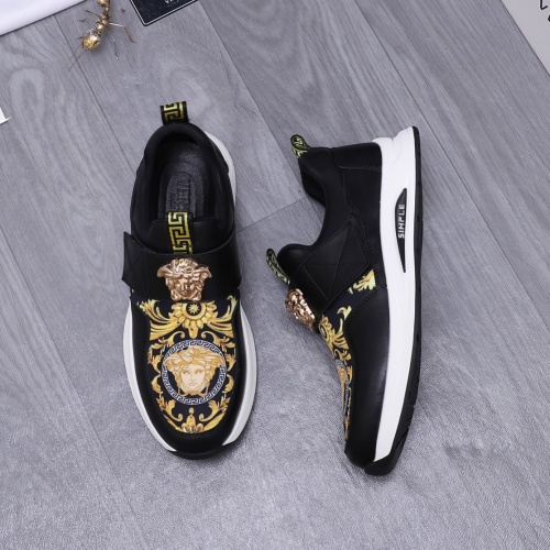 Cheap Versace Casual Shoes For Men #1257659 Replica Wholesale [$76.00 USD] [ITEM#1257659] on Replica Versace Casual Shoes