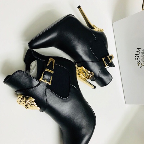 Cheap Versace Boots For Women #1257775 Replica Wholesale [$96.00 USD] [ITEM#1257775] on Replica Versace Boots