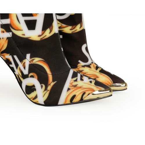 Cheap Versace Boots For Women #1257778 Replica Wholesale [$96.00 USD] [ITEM#1257778] on Replica Versace Boots