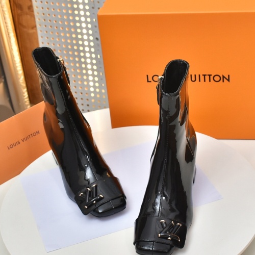 Cheap Louis Vuitton Boots For Women #1257989 Replica Wholesale [$92.00 USD] [ITEM#1257989] on Replica Louis Vuitton Boots