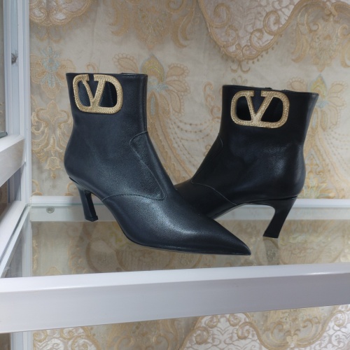 Cheap Valentino Boots For Women #1258151 Replica Wholesale [$108.00 USD] [ITEM#1258151] on Replica Valentino Boots