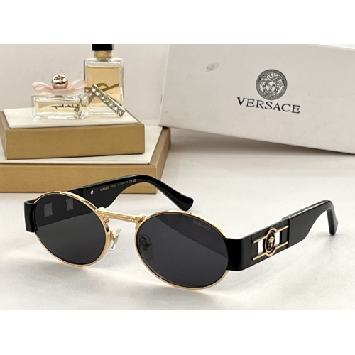 Versace AAA Quality Sunglasses #1258318