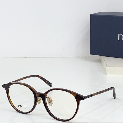 Christian Dior Fashion Goggles #1258514