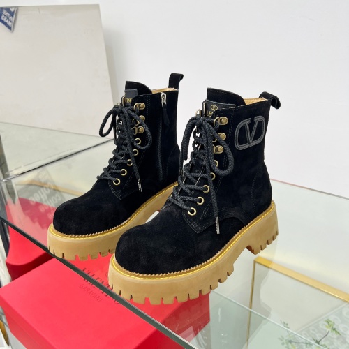 Cheap Valentino Boots For Women #1258539 Replica Wholesale [$112.00 USD] [ITEM#1258539] on Replica Valentino Boots