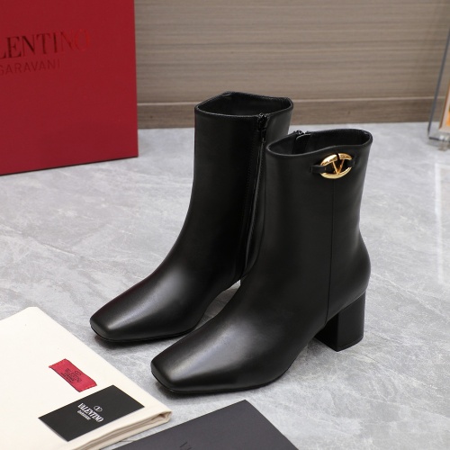 Cheap Valentino Boots For Women #1258764 Replica Wholesale [$130.00 USD] [ITEM#1258764] on Replica Valentino Boots