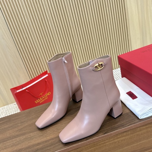 Cheap Valentino Boots For Women #1259115 Replica Wholesale [$128.00 USD] [ITEM#1259115] on Replica Valentino Boots