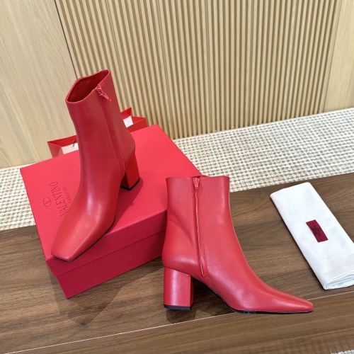 Cheap Valentino Boots For Women #1259116 Replica Wholesale [$128.00 USD] [ITEM#1259116] on Replica Valentino Boots