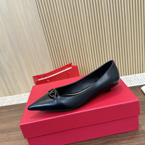 Cheap Valentino Flat Shoes For Women #1259158 Replica Wholesale [$102.00 USD] [ITEM#1259158] on Replica Valentino Flat Shoes