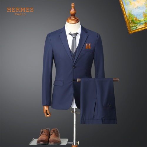 Cheap Hermes Tracksuits Long Sleeved For Men #1260560 Replica Wholesale [$92.00 USD] [ITEM#1260560] on Replica Hermes Tracksuits