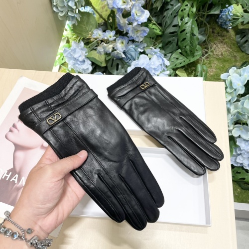 Cheap Valentino Gloves For Women #1260804 Replica Wholesale [$52.00 USD] [ITEM#1260804] on Replica Valentino Gloves