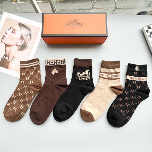 Cheap Hermes Socks #1260981 Replica Wholesale [$27.00 USD] [ITEM#1260981] on Replica Hermes Socks