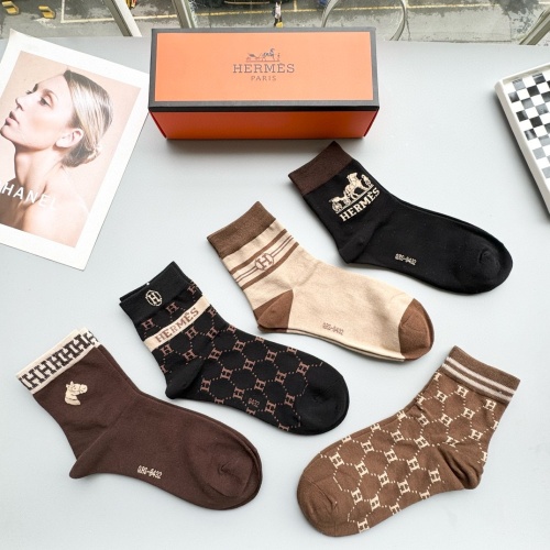 Cheap Hermes Socks #1260981 Replica Wholesale [$27.00 USD] [ITEM#1260981] on Replica Hermes Socks