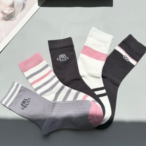 Cheap Balenciaga Socks #1261067 Replica Wholesale [$27.00 USD] [ITEM#1261067] on Replica Balenciaga Socks