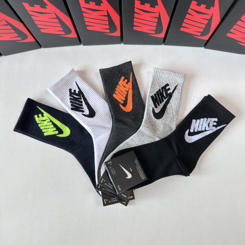 Cheap Nike Socks #1261091 Replica Wholesale [$29.00 USD] [ITEM#1261091] on Replica Nike Socks