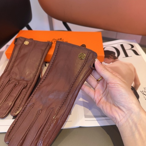 Cheap Hermes Gloves #1261200 Replica Wholesale [$45.00 USD] [ITEM#1261200] on Replica Hermes Gloves