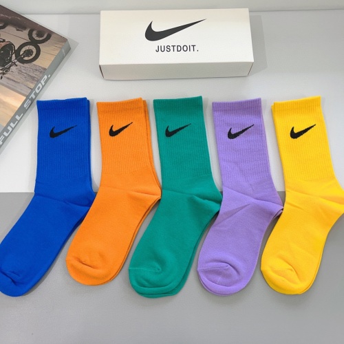 Cheap Nike Socks #1261224 Replica Wholesale [$29.00 USD] [ITEM#1261224] on Replica Nike Socks