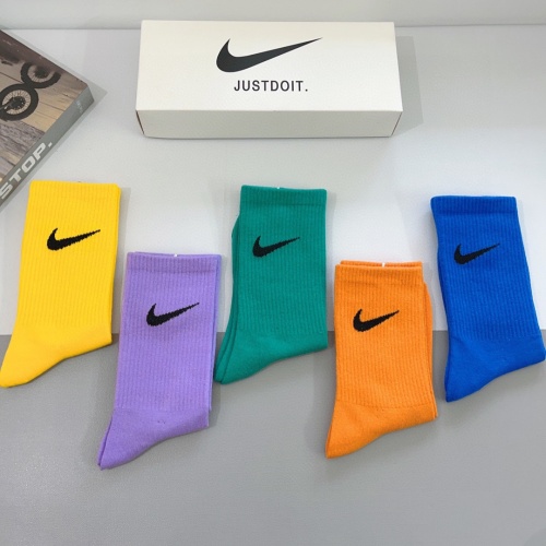 Cheap Nike Socks #1261224 Replica Wholesale [$29.00 USD] [ITEM#1261224] on Replica Nike Socks