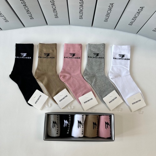 Cheap Balenciaga Socks #1261231 Replica Wholesale [$27.00 USD] [ITEM#1261231] on Replica Balenciaga Socks