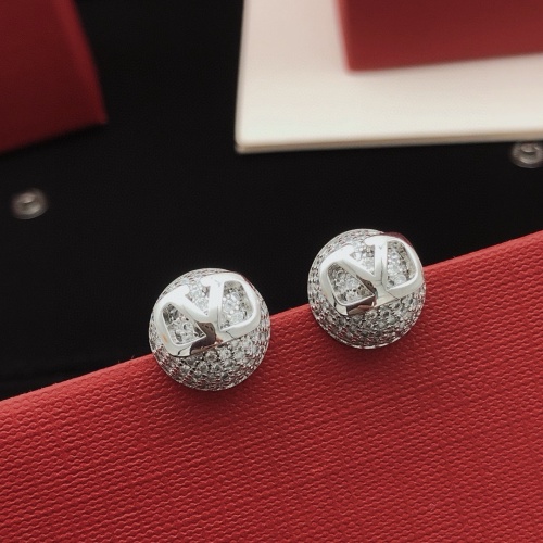 Cheap Valentino Earrings For Women #1261486 Replica Wholesale [$29.00 USD] [ITEM#1261486] on Replica Valentino Earrings