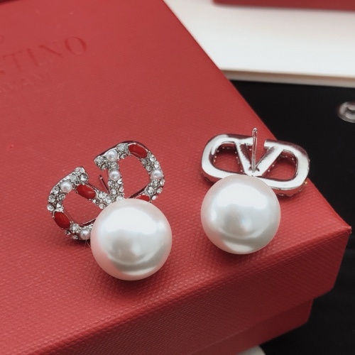 Cheap Valentino Earrings For Women #1261494 Replica Wholesale [$32.00 USD] [ITEM#1261494] on Replica Valentino Earrings