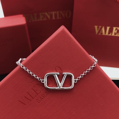 Cheap Valentino Bracelets #1261518 Replica Wholesale [$27.00 USD] [ITEM#1261518] on Replica Valentino Bracelets