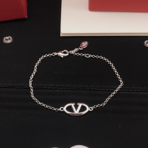 Cheap Valentino Bracelets #1261521 Replica Wholesale [$27.00 USD] [ITEM#1261521] on Replica Valentino Bracelets