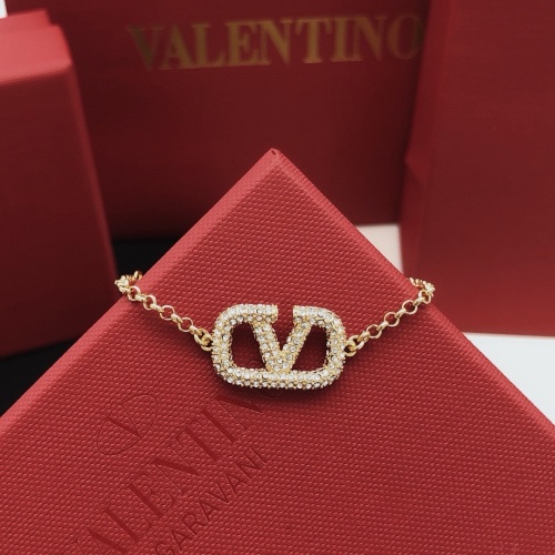 Cheap Valentino Bracelets #1261533 Replica Wholesale [$29.00 USD] [ITEM#1261533] on Replica Valentino Bracelets