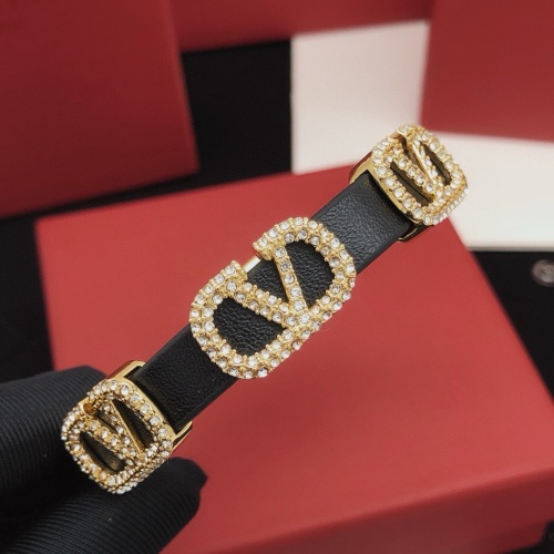 Cheap Valentino Bracelets #1261549 Replica Wholesale [$36.00 USD] [ITEM#1261549] on Replica Valentino Bracelets