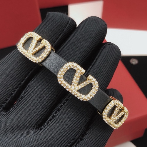 Cheap Valentino Bracelets #1261549 Replica Wholesale [$36.00 USD] [ITEM#1261549] on Replica Valentino Bracelets