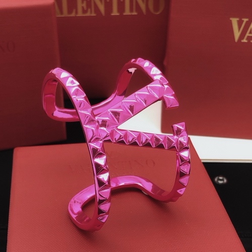 Cheap Valentino Bracelets #1261553 Replica Wholesale [$42.00 USD] [ITEM#1261553] on Replica Valentino Bracelets