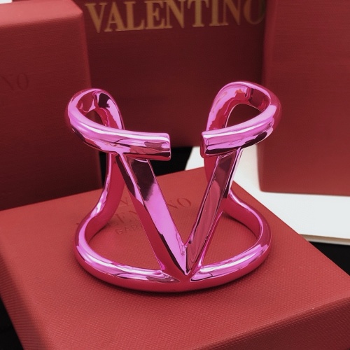 Cheap Valentino Bracelets #1261555 Replica Wholesale [$42.00 USD] [ITEM#1261555] on Replica Valentino Bracelets