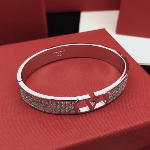 Cheap Valentino Bracelets #1261578 Replica Wholesale [$39.00 USD] [ITEM#1261578] on Replica Valentino Bracelets