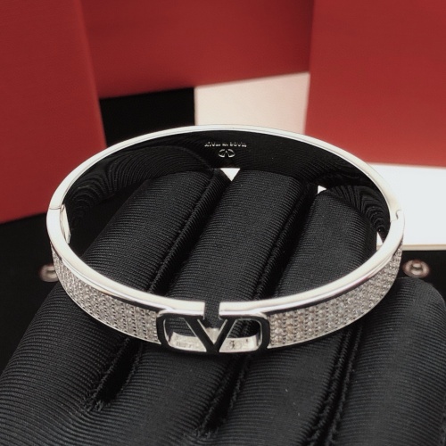 Cheap Valentino Bracelets #1261578 Replica Wholesale [$39.00 USD] [ITEM#1261578] on Replica Valentino Bracelets