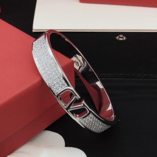 Cheap Valentino Bracelets #1261578 Replica Wholesale [$39.00 USD] [ITEM#1261578] on Replica Valentino Bracelets