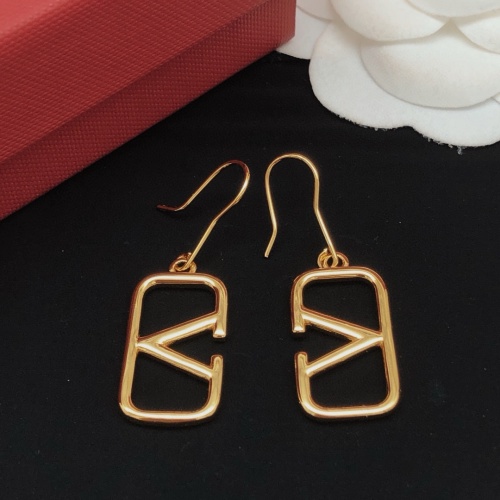 Cheap Valentino Earrings For Women #1261626 Replica Wholesale [$27.00 USD] [ITEM#1261626] on Replica Valentino Earrings