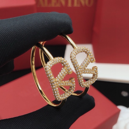 Cheap Valentino Earrings For Women #1261655 Replica Wholesale [$32.00 USD] [ITEM#1261655] on Replica Valentino Earrings