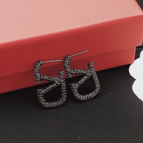 Cheap Valentino Earrings For Women #1261680 Replica Wholesale [$29.00 USD] [ITEM#1261680] on Replica Valentino Earrings