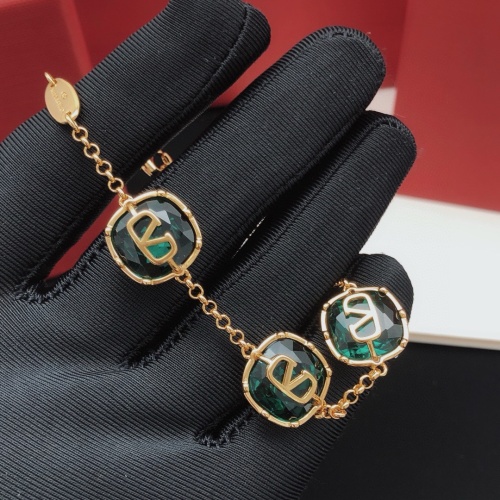 Cheap Valentino Bracelets For Women #1261777 Replica Wholesale [$29.00 USD] [ITEM#1261777] on Replica Valentino Bracelets