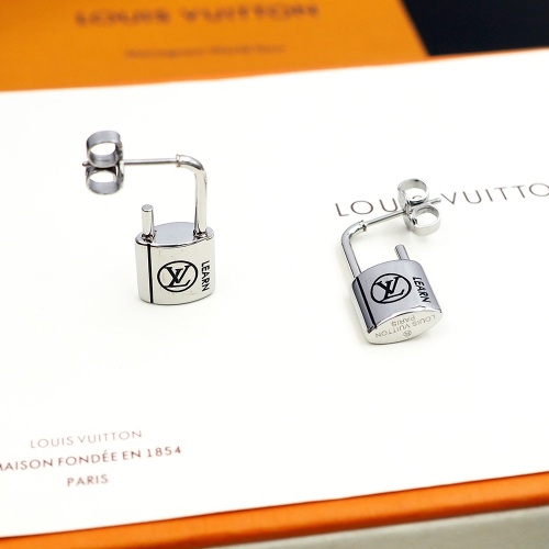 Cheap Louis Vuitton Earrings For Women #1262136 Replica Wholesale [$25.00 USD] [ITEM#1262136] on Replica Louis Vuitton Earrings