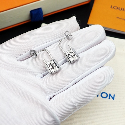 Cheap Louis Vuitton Earrings For Women #1262136 Replica Wholesale [$25.00 USD] [ITEM#1262136] on Replica Louis Vuitton Earrings