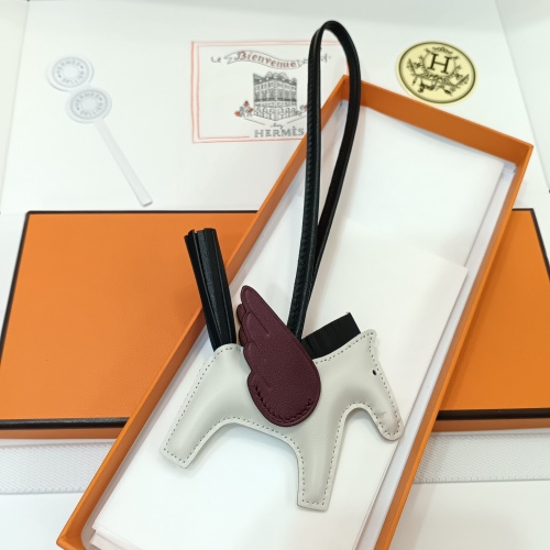 Cheap Hermes Key Holder And Bag Buckle #1262179 Replica Wholesale [$42.00 USD] [ITEM#1262179] on Replica Hermes Key Holder And Bag Buckle