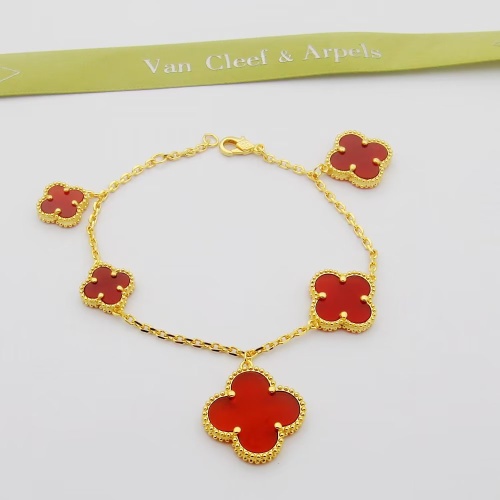 Cheap Van Cleef &amp; Arpels Bracelets For Women #1262410 Replica Wholesale [$32.00 USD] [ITEM#1262410] on Replica Van Cleef &amp; Arpels Bracelets