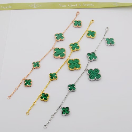 Cheap Van Cleef &amp; Arpels Bracelets For Women #1262411 Replica Wholesale [$32.00 USD] [ITEM#1262411] on Replica Van Cleef &amp; Arpels Bracelets