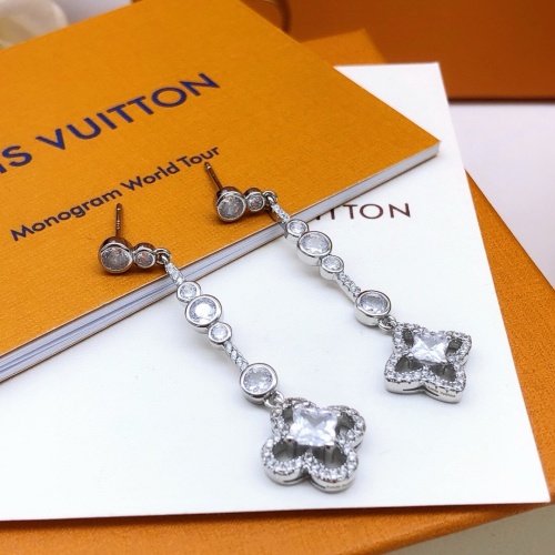 Cheap Louis Vuitton Earrings For Women #1262502 Replica Wholesale [$27.00 USD] [ITEM#1262502] on Replica Louis Vuitton Earrings