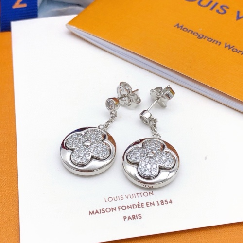 Cheap Louis Vuitton Earrings For Women #1262503 Replica Wholesale [$27.00 USD] [ITEM#1262503] on Replica Louis Vuitton Earrings